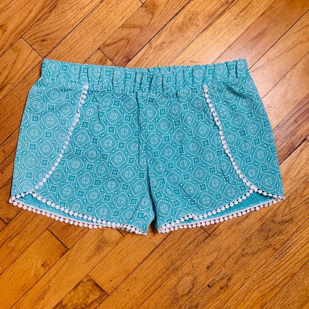 Catherine Malandrino Crochet Fringe Pull On Shorts